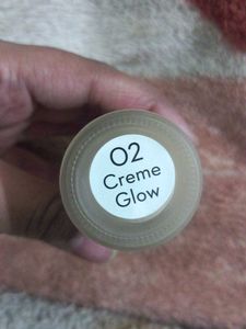 Mamaearth Hydra-Glow Foundation