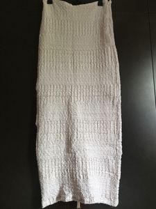 🦢ZARA Textured White Knit Skirt🤍