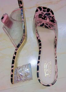 TRANSPARENT CRYSTAL HEELS 👠