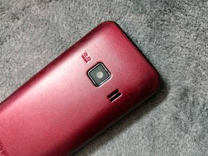 Samsung DUOS Feature Phone Working Condition