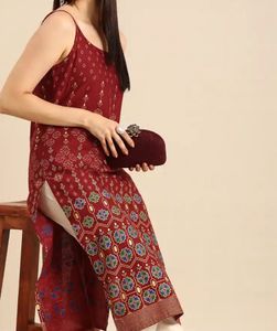 Women Red kurta - Anouk | Size XS (With Freebie)