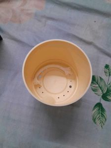 Kyari Self-Watering Planter