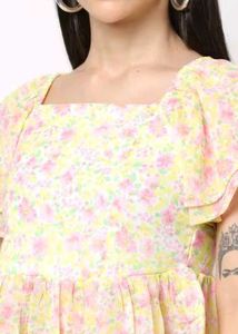 Floral Puff Sleeve Top