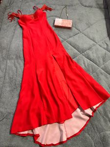Red Embellished Gown (Bust : 28-32)