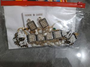 Neck Lace