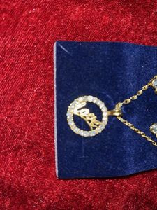 Locket chain And Earing