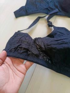 Black Lace Bra Set