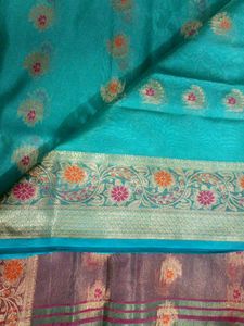 Elegant Green Saree with Blouse