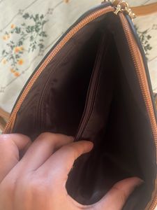 2 in 1, 5 compartment sling bag + pouch