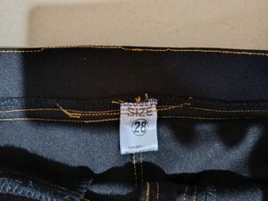 Men's Black Straight Fit Jeans, 28 Size
