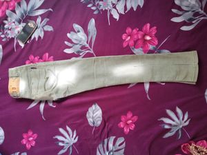 New Men Jeans 28 Waist Size