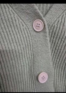 Cute Cropped Cardigan