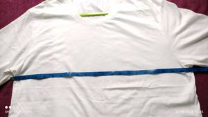 Plain White Tee - Classic &amp; Versatile