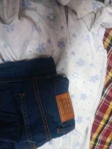 Stylish Men&#39;s Denim Cargo Jeans