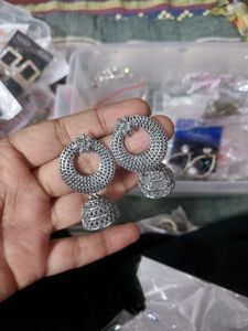 Stylish Silver Jhumka Earrings