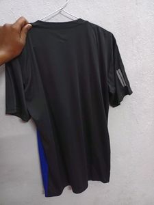 NEW BLACK ⚫ AND BLUE 🔵 TSHIRT for Men