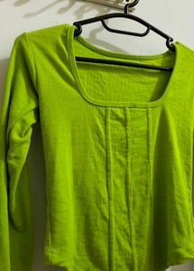 Green Long Sleeve Top