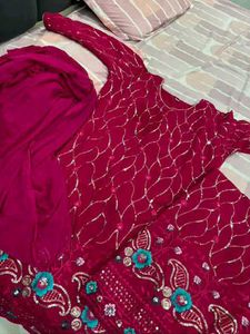Elegant Kurta Set & Dupatta