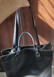 Women&#39;s  Leather Handbag