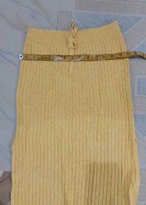 Yellow Knit Skirt W 26-30(Slit Both Side)