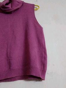 High neck Top