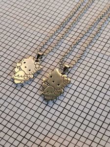 hello kitty chain