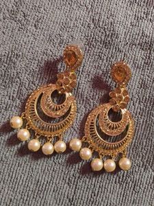 Elegant Gold Tone Pearl Drop Earrings
