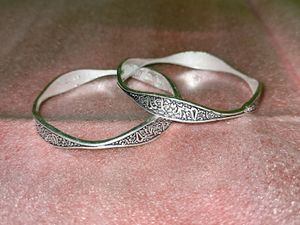 92.5 Sliver Bangles With Hallmark