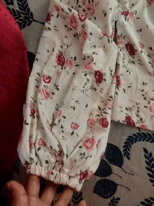 Very Pretty Floral Top