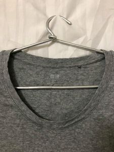 Grey T shirt ( woman&#39;s )