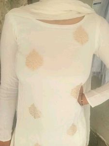 White Kurta Pent Set With Dupatta
