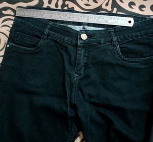 Black Jeans
