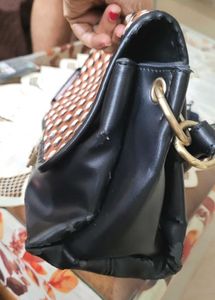 VanHeusen Hand Bag With Handle &amp;sling