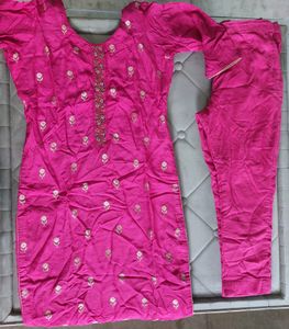 Beautiful Magenta Suit With Jaipuri Dupatta