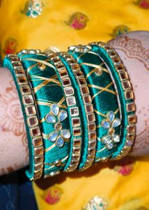 Green Bangle Set