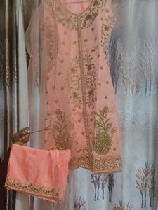 4 colour Peach Embroidered Kurta Set