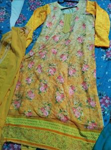 Kurta With Dupatta