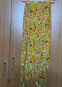 Printed Multicoloured Stole With Tassels