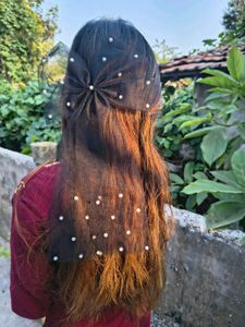 Black Pearl Bow Hair Accessory