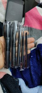 L&#39;OREAL MAKEUP BRUSHES