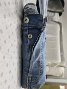 Zara Distressed Jeans