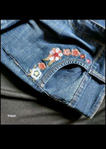 Trendy High Waist Jeans 👖