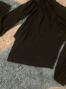 SAVANA off Shoulder Black Top