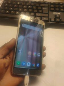 Asus Zenphone Max