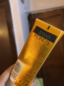 Ponds Detan Face Wash