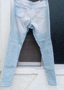 Light Wash Denim Jeans