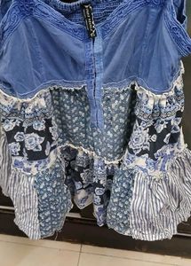 Cute Blue Floral Top - L Size