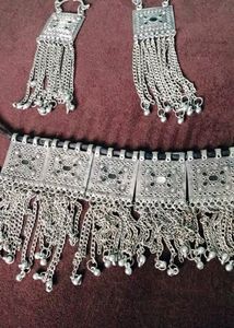 Choker Set With Earrings