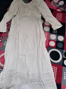 white chikakari kurti