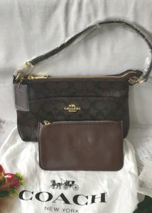 🎀👛A COACH INSPIRED SLING BAG WITH 2BELTS,1 POUCH